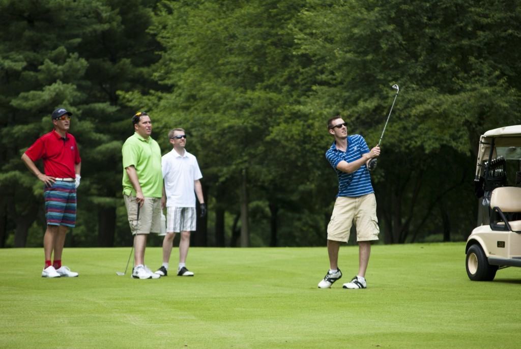 Father's Day gifts: A day out golfing with friends